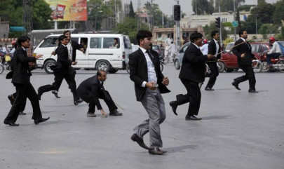 lawless lawyers from heroes to hoodlums lawless lawyers from heroes to hoodlums