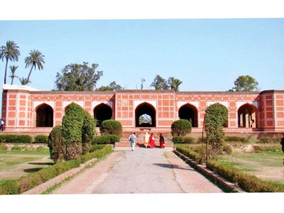 nur jahan s tomb set for grand facelift