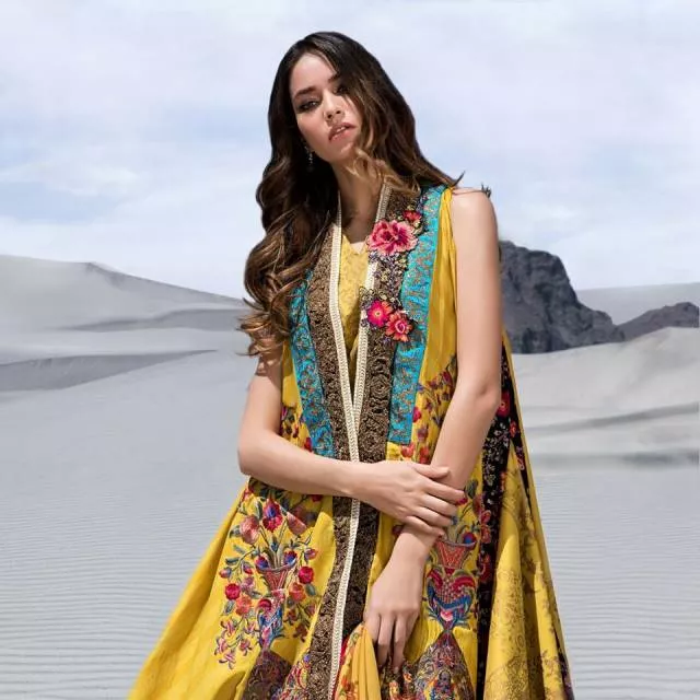 adorn yourself this season with sana safinaz s latest collection adorn yourself this season with sana safinaz s latest collection