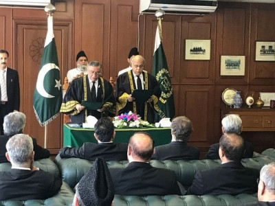 justice asif khosa to be acting cjp for two weeks justice asif khosa to be acting cjp for two weeks
