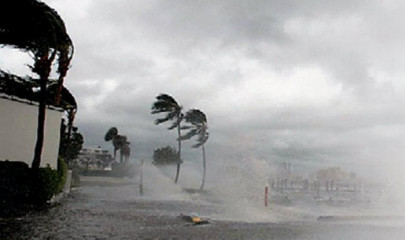 wild storms kill at least 70 in india