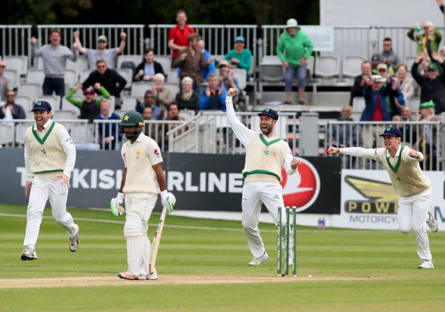 difficult times to come pakistan face the three lions in a two match test series starting may 24 and razzaq and sallu are not optimistic about the visitors chances of a victory photo afp difficult times to come pakistan face the three lions in a two match test series starting may 24 and razzaq and sallu are not optimistic about the visitors chances of a victory photo afp