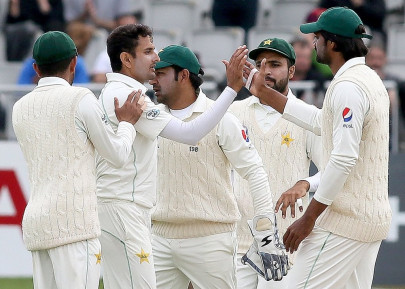 pakistan beat ireland by five wickets in one off test pakistan beat ireland by five wickets in one off test