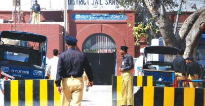 80 inmates being imparted education in sargodha district jail 80 inmates being imparted education in sargodha district jail
