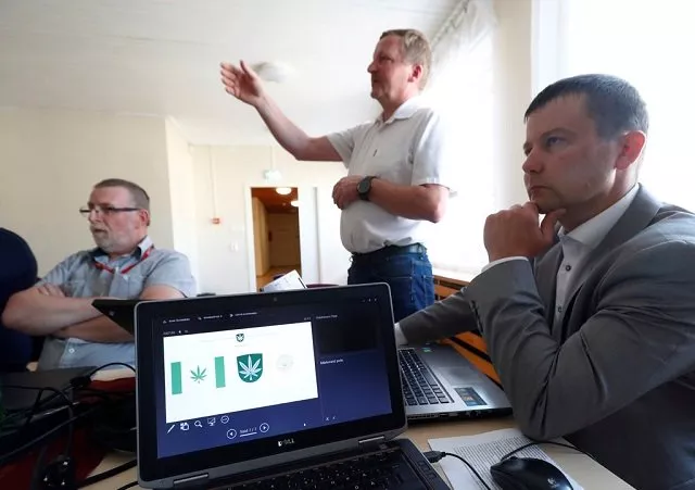 the cannabis leaf design for the flag and emblem of kanepi estonia a town official defended the decision as a very democratic process even though the number of online voters in favor of it about 12 000 easily surpassed the municipality s population of 5 000 creditints photo reuters the cannabis leaf design for the flag and emblem of kanepi estonia a town official defended the decision as a very democratic process even though the number of online voters in favor of it about 12 000 easily surpassed the municipality s population of 5 000 creditints photo reuters