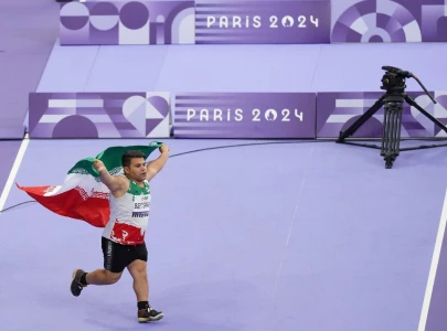 record breaking iranian javelin thrower stripped of paralympic gold over display of religious flag