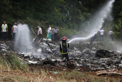 plane crashes in cuba killing more than 100 investigation underway plane crashes in cuba killing more than 100 investigation underway