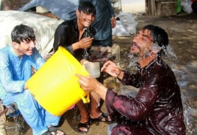 karachi morphs into a giant baking oven karachi morphs into a giant baking oven