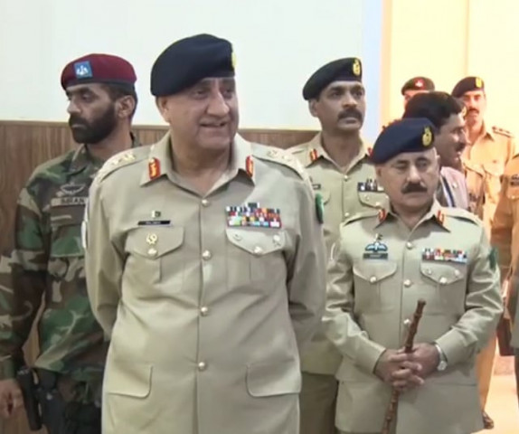 army chief gen qamar vists junior leaders academy jla in shinkiari photo ispr army chief gen qamar vists junior leaders academy jla in shinkiari photo ispr