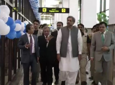 pm abbasi inaugurates expansion of bacha khan international airport