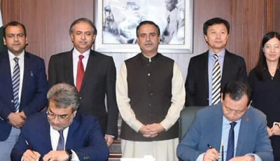maritime minister woos chinese firms