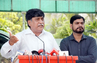 afaq condemns murad s humiliating remarks against mohajirs