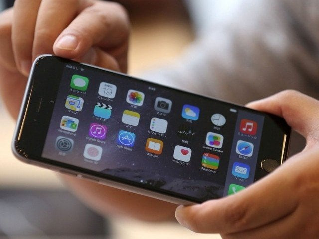iphone 6 displayed photo reuters
