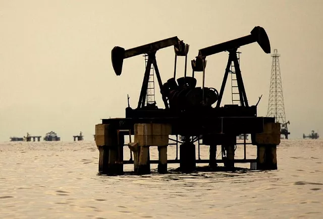 surging us crude production also showed no sign of abating as drillers continue to expand their search for new oil fields to exploit photo reuters