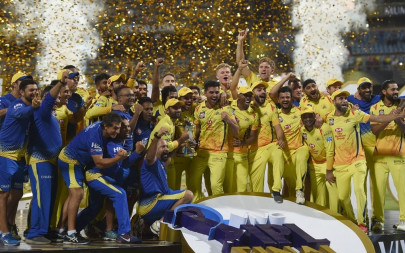 dhoni s chennai defy age to claim ipl title dhoni s chennai defy age to claim ipl title