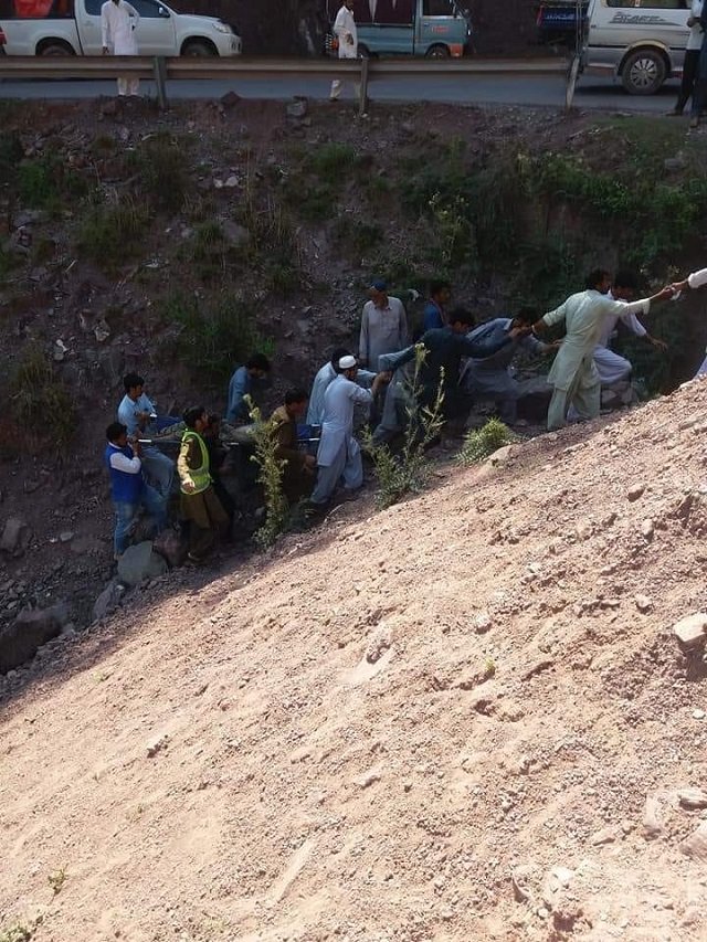 at least three dead as jeep falls into ravine near muzaffarabad