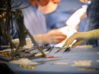 4 100 gallstones surgically removed from a patient in india 4 100 gallstones surgically removed from a patient in india