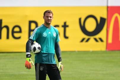 germany s neuer still favourite at schalke germany s neuer still favourite at schalke