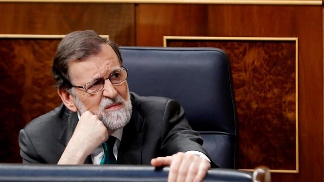 spanish pm poised to fall in no confidence vote