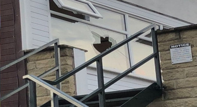 fawad alam refutes claim of breaking dressing room window