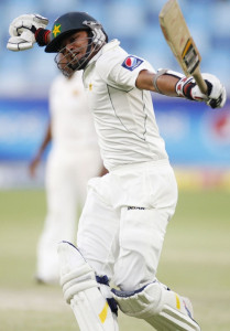 england stop the rot with thumping win over pakistan