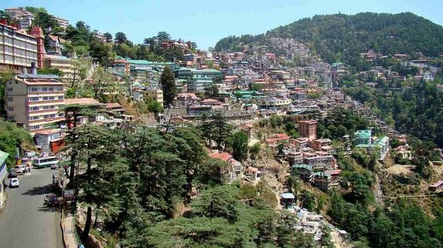 popular hill station shimla shuts schools suspends officer as taps photo reuters