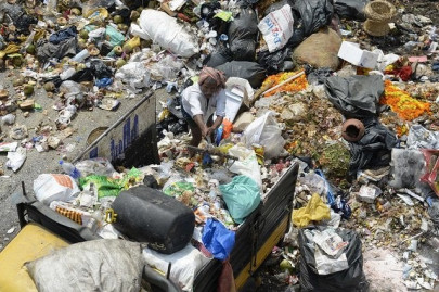 world is choking on plastic says un world is choking on plastic says un