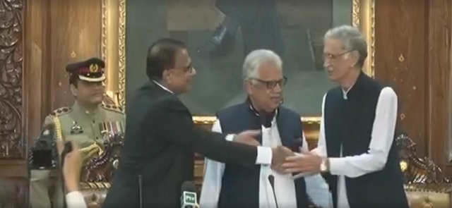 interim cm justice r dost muhammad former cm pervez khattak screengrab interim cm justice r dost muhammad former cm pervez khattak screengrab