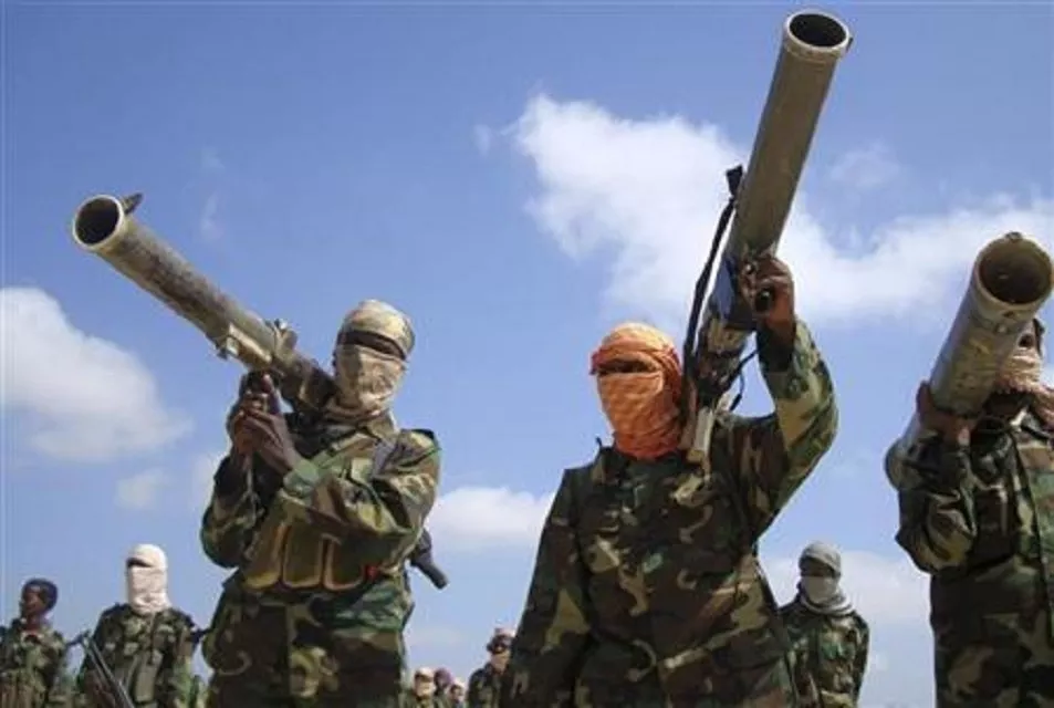 members of al shabaab hold their weapons in somalia 039 s capital mogadishu photo reuters file members of al shabaab hold their weapons in somalia 039 s capital mogadishu photo reuters file