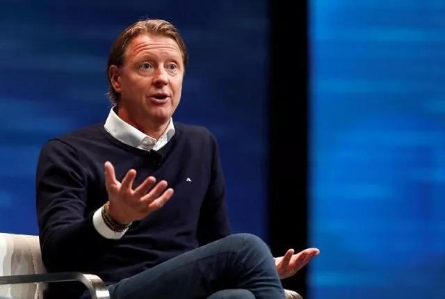 hans vestberg verizon executive vice president and president of global networks and chief technology officer speaks during a panel discussion on 5g wireless broadband technology during the 2018 ces in las vegas nevada us january 10 2018 photo reuters hans vestberg verizon executive vice president and president of global networks and chief technology officer speaks during a panel discussion on 5g wireless broadband technology during the 2018 ces in las vegas nevada us january 10 2018 photo reuters