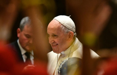 pope urges oil majors to combat global warming and aid poor pope urges oil majors to combat global warming and aid poor
