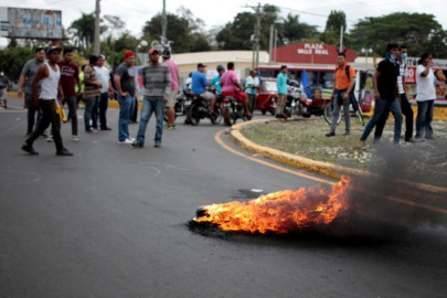 nicaragua violence rages as prospect of crisis talks hangs in limbo nicaragua violence rages as prospect of crisis talks hangs in limbo