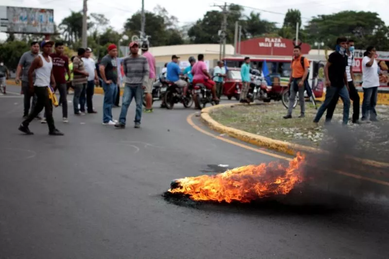 demonstrators block a street during protest against nicaraguan president daniel ortega 039 s government in managua photo reuters demonstrators block a street during protest against nicaraguan president daniel ortega 039 s government in managua photo reuters