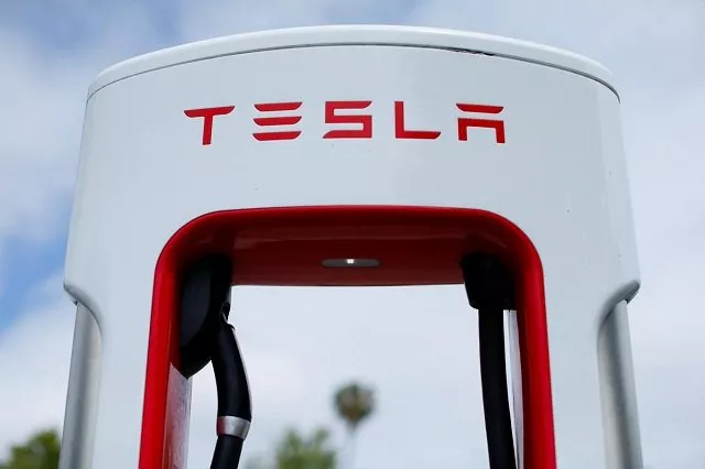 a tesla super charger is shown at one of the company 039 s charging stations in san juan capistrano california us may 30 2018 photo reuters a tesla super charger is shown at one of the company 039 s charging stations in san juan capistrano california us may 30 2018 photo reuters