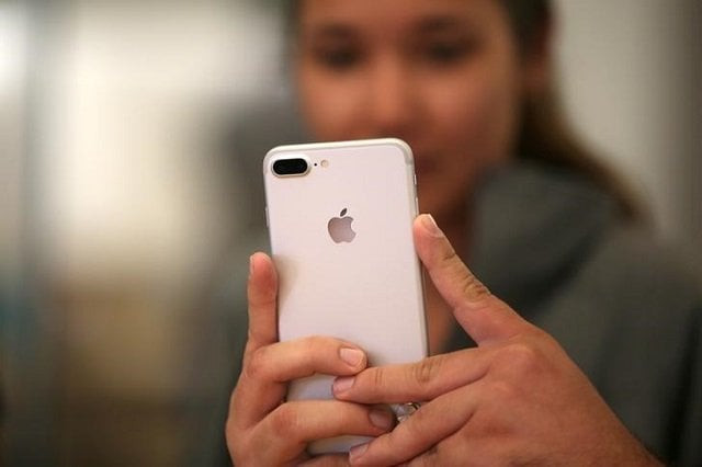 a customer views the new iphone 7 smartphone inside an apple inc store in los angeles california us september 16 2016 photo reuters