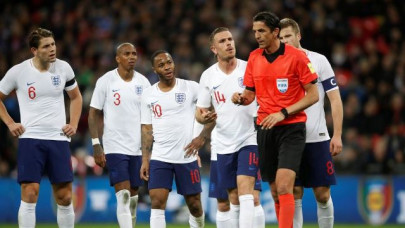 united england squad ready to lift another trophy united england squad ready to lift another trophy