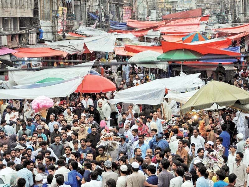 Eid around corner: Shopping reaches frenzy peak