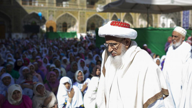 mufaddal saifuddin the new spiritual leader of india 039 s dawoodi bohra muslims visits the imam ali shrine in najaf iraq on march 1 2014 photo reuters mufaddal saifuddin the new spiritual leader of india 039 s dawoodi bohra muslims visits the imam ali shrine in najaf iraq on march 1 2014 photo reuters