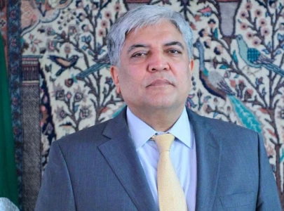 pakistan reacts cautiously to russia s taliban recognition