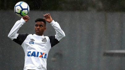 real madrid beat barcelona in race for 17 year old rodrygo