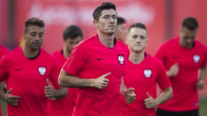 lewandowski mane take centre stage in poland senegal showdown lewandowski mane take centre stage in poland senegal showdown