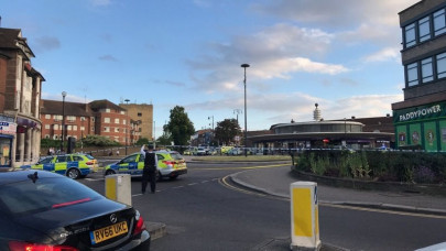 uk police investigating cause of minor explosion at underground station in london uk police investigating cause of minor explosion at underground station in london