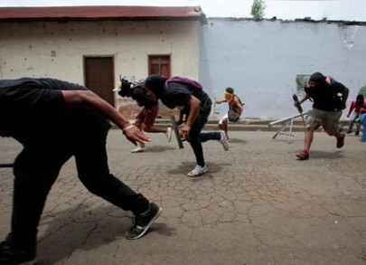 violence flares up in nicaragua after suspension of peace talks