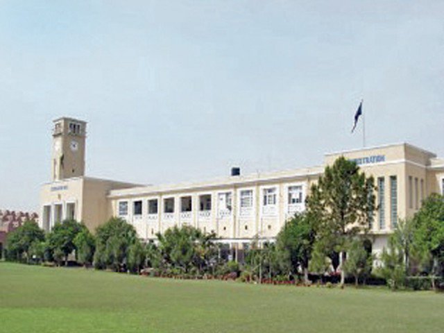 university of engineering and technology uet photo file