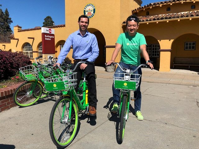 file photo co founders toby sun r and caen contee of california based bike sharing startup limebike show off their bikes at a recently launched pilot program in burlingame california u s march 8 2017 photo reuters
