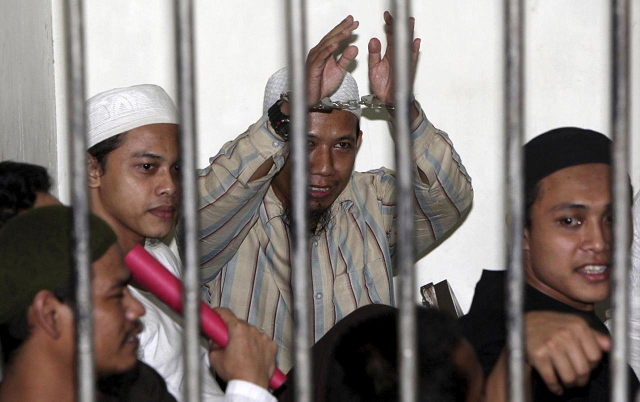 indonesian cleric aman abdurrehman in jail photo reuters