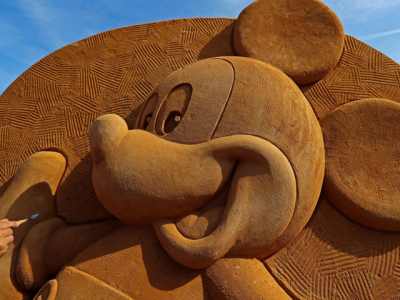 belgium beach plays host to hollywood sculptures belgium beach plays host to hollywood sculptures