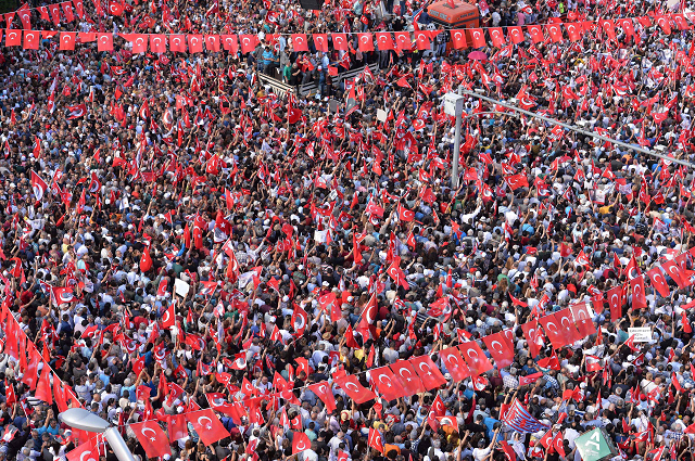 supporters of muharrem ince presidential candidate of turkey 039 s main opposition republican people 039 s party chp cheer during his election rally in ankara photo afp