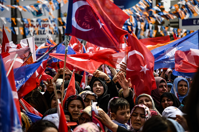 people attend a speech of turkish president recep tayyip erdogan one day before the elections in istanbul on june 23 2018 turkey is preparing for tight presidential and parliamentary elections on june 24 photo afp people attend a speech of turkish president recep tayyip erdogan one day before the elections in istanbul on june 23 2018 turkey is preparing for tight presidential and parliamentary elections on june 24 photo afp