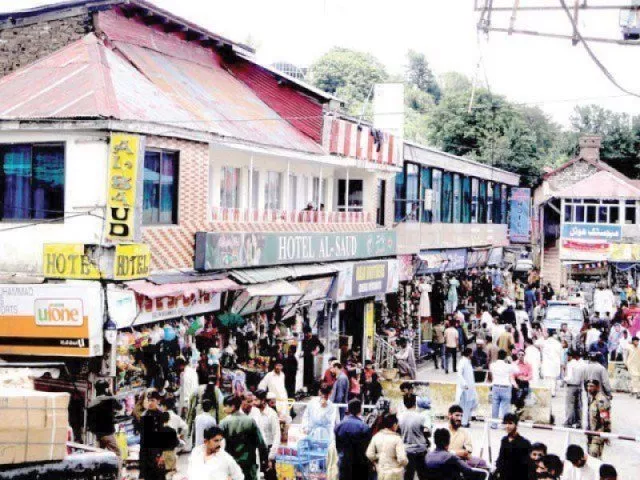 after several scuffles with tourists the staff of a murree hotel attacked pfa officials on saturday for sealing two hotels over poor hygiene and cleanliness issues photo file after several scuffles with tourists the staff of a murree hotel attacked pfa officials on saturday for sealing two hotels over poor hygiene and cleanliness issues photo file